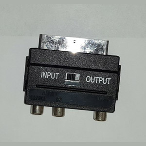 ADAPTATEUR PERITEL / 3 VIDEO RCA