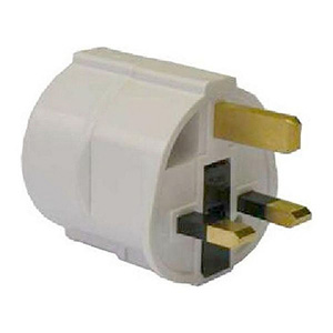 1 ADAPTATEUR 230V MALE ANGLAISE / FEMELLE FRANCAISE