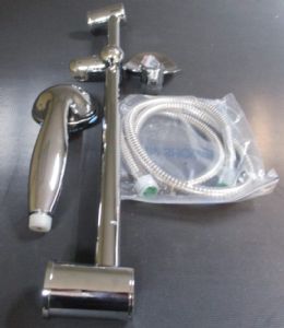 1 KIT DOUCHETTE 3 JETS AVEC FLEXIBLE ET SUPPORT